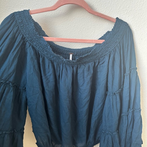 Free People, Free Spirit Off-The-Shoulder Bell Sleeve Blouse 0010 - Picture 4 of 10